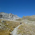 La Buneta 3*