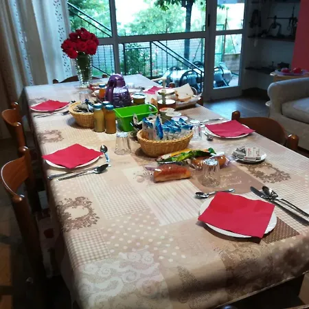 Bed & Breakfast La Buneta Macra