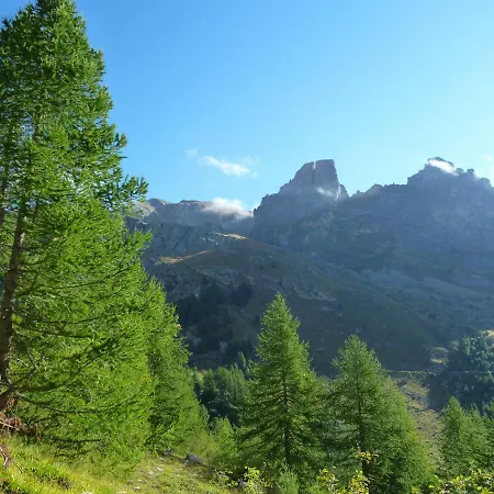 Oda ve Kahvaltı La Buneta