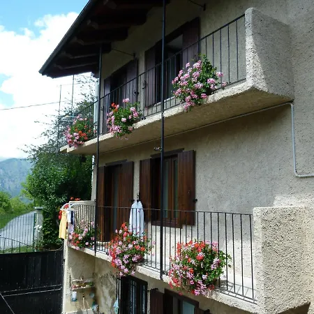 Bed & Breakfast La Buneta Macra
