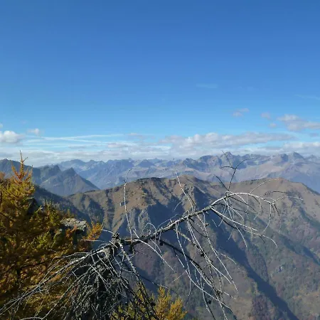 La Buneta فندق مبيت وإفطار